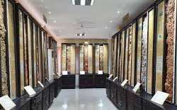 The museum has a combination of more than 82 soil pillars which are almost 1.5 meters high and display all the layers of soil.